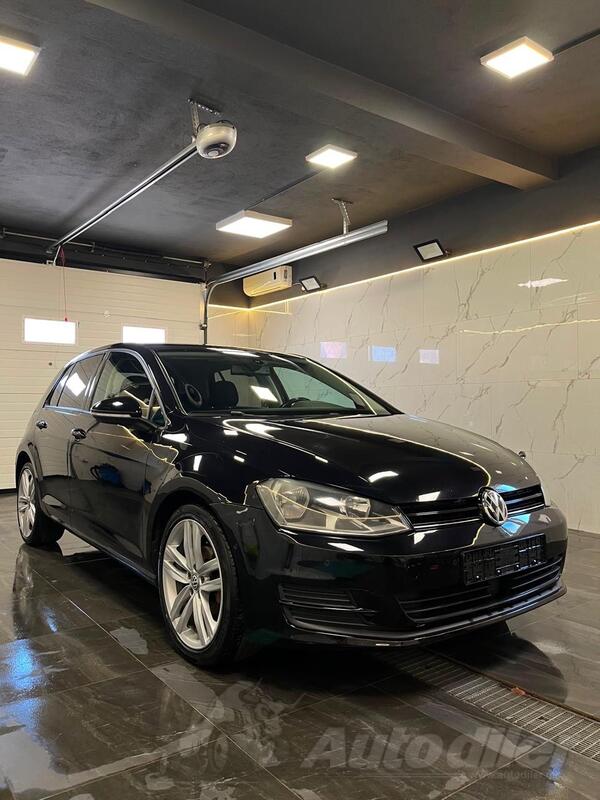 Volkswagen - Golf 7 - 1.6 TDI DSG