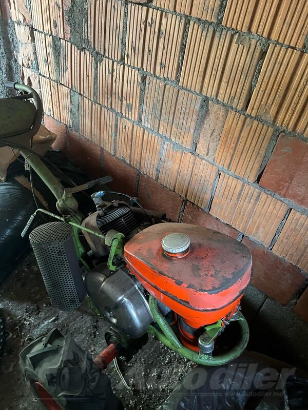 IMT - 506 benzinac