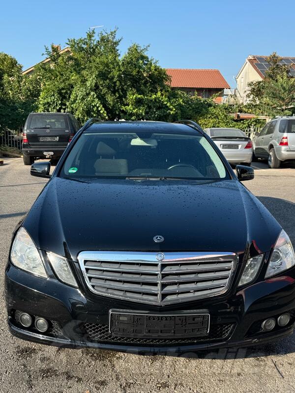 Mercedes Benz - E 200 - 2.2