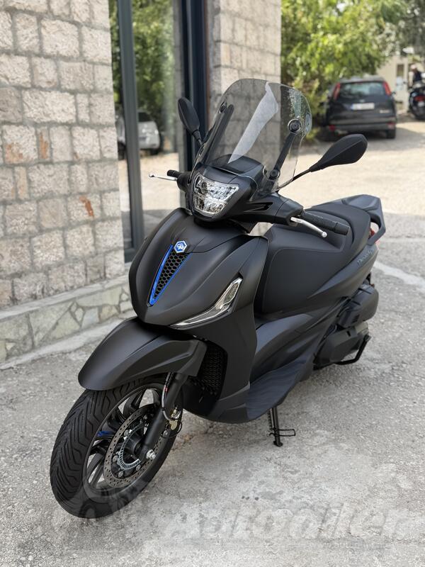 Piaggio - Beverly 400 HPE