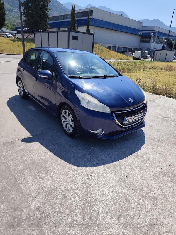 Peugeot - 208 - 1.6 HDI