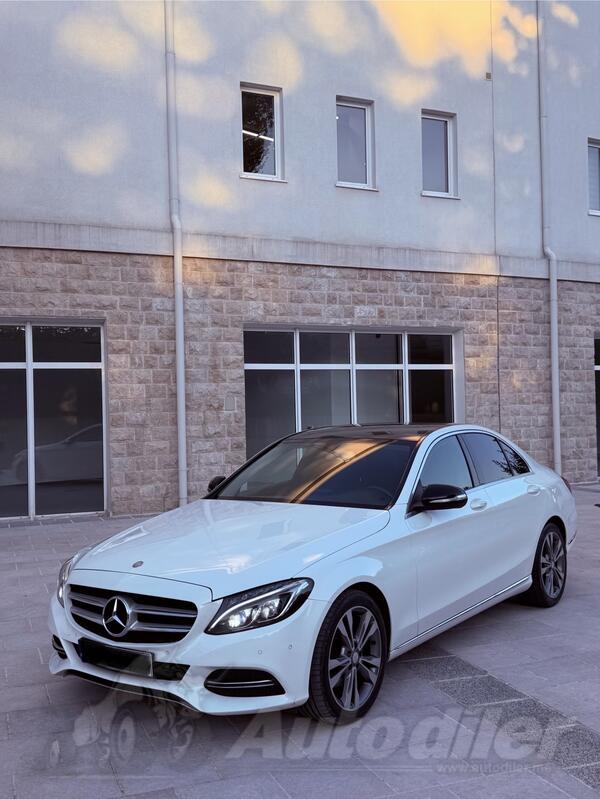 Mercedes Benz - C 220 - .