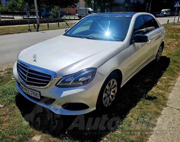 Mercedes Benz - E 220 - 220