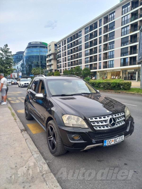 Mercedes Benz - ML 320