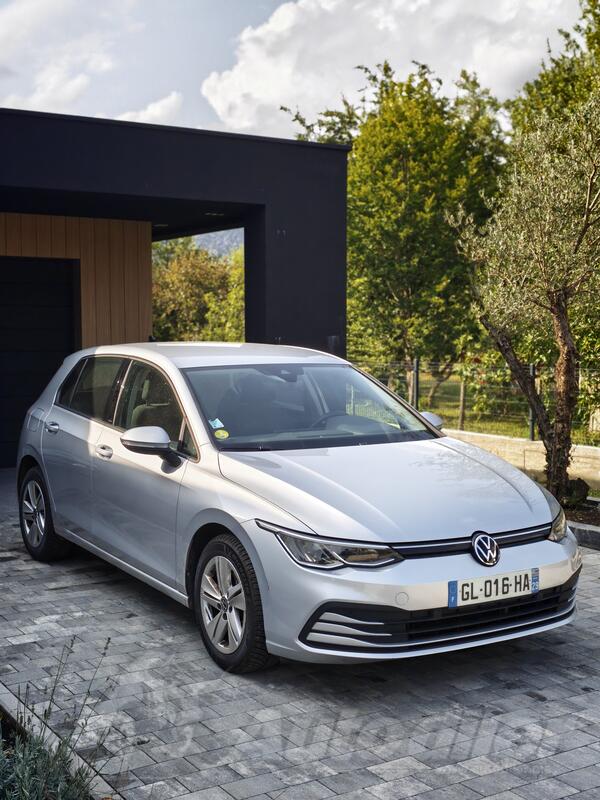 Volkswagen - Golf 8 - 2.0 TDI