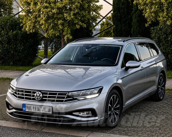 Volkswagen - Passat