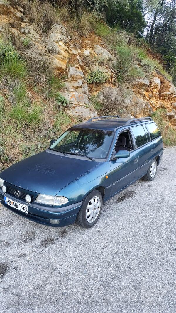 Opel - Astra - 1.6 16v
