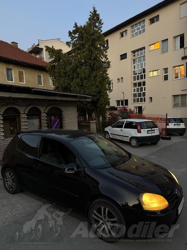 Volkswagen - Golf 5 - 2.0 TDI