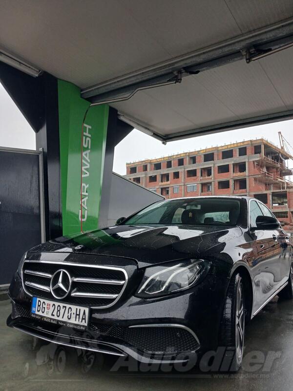 Mercedes Benz - E 200 - Avangarde