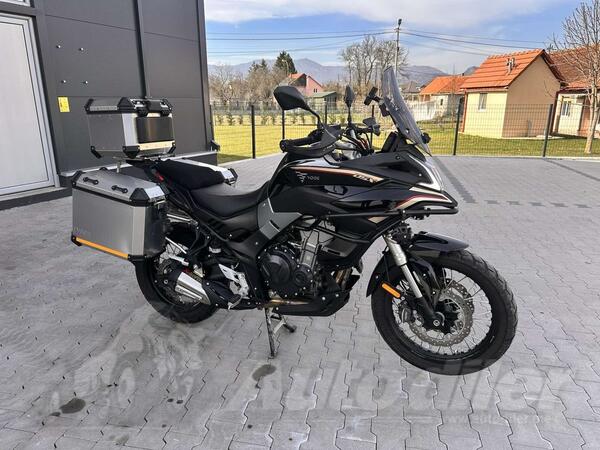 Voge - 525DSX