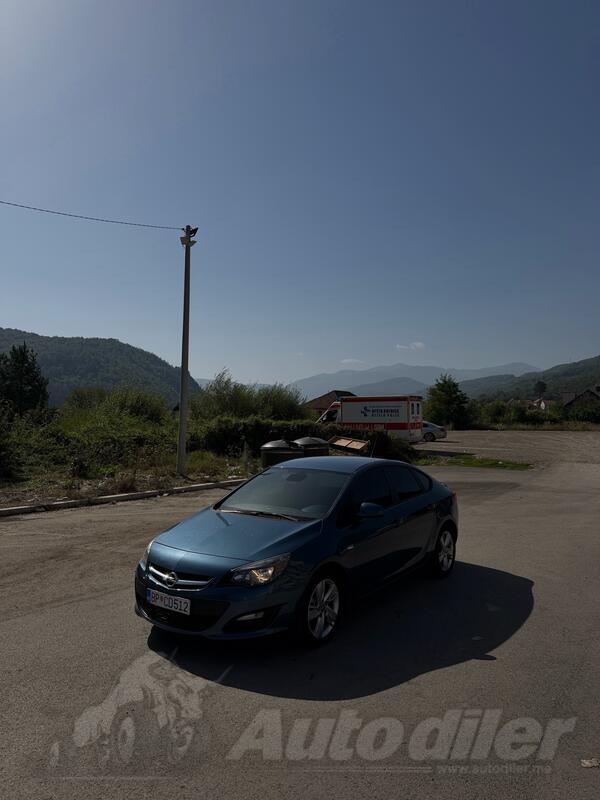 Opel - Astra - 1.7