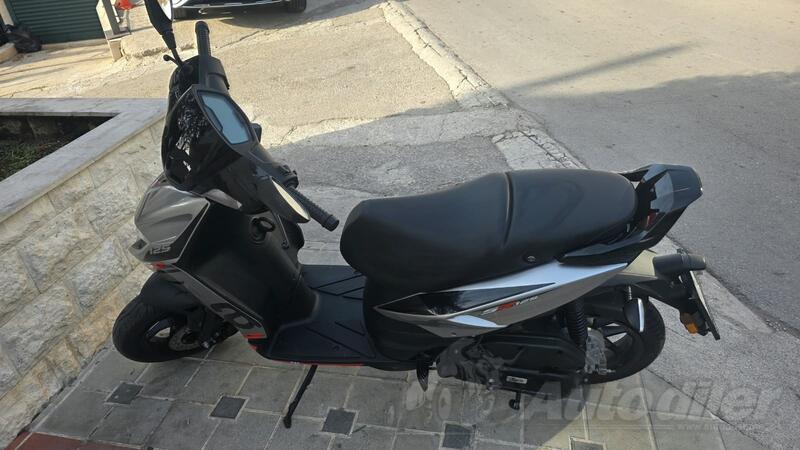 Aprilia - SR 125