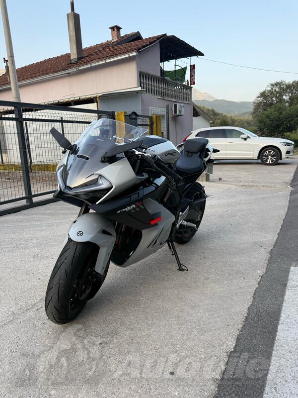 CFMoto - 675srr