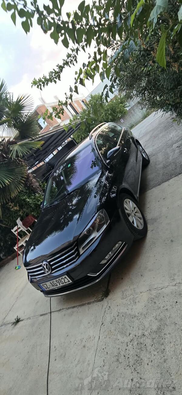 Volkswagen - Passat - 2.0