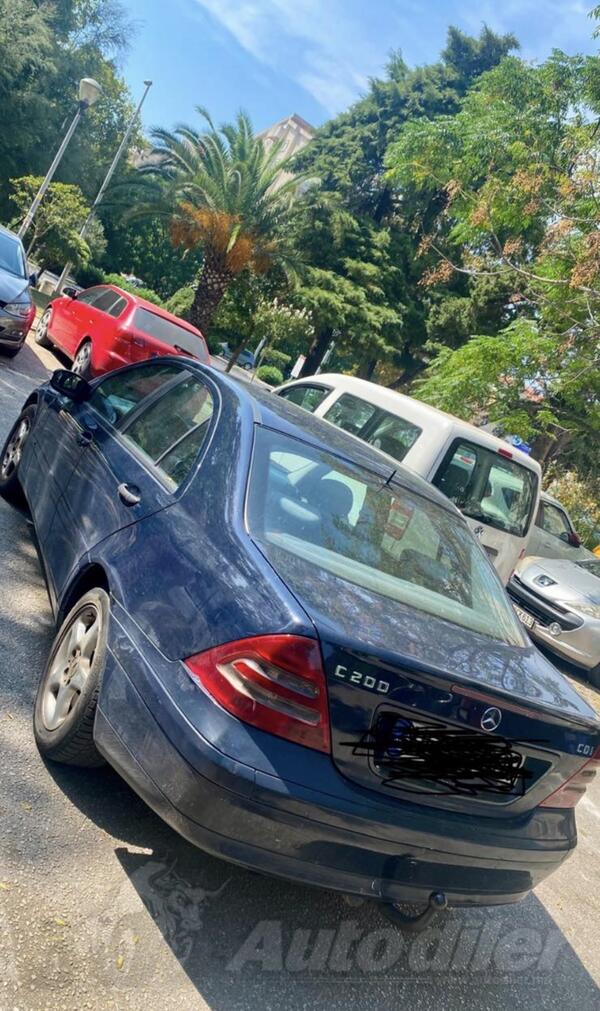 Mercedes Benz - C 200
