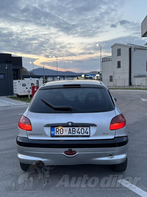 Peugeot - 206 - 2.0 hdi