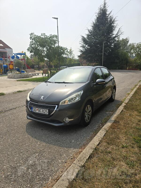 Peugeot - 208 - 1.4hdi
