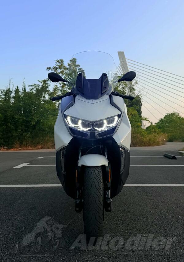 BMW - C400GT