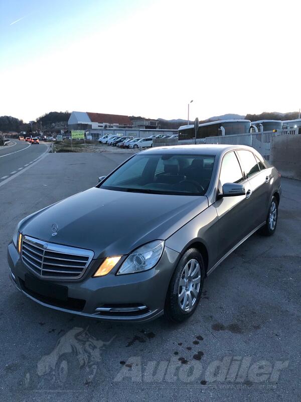 Mercedes Benz - E 200 - 200 Cdi