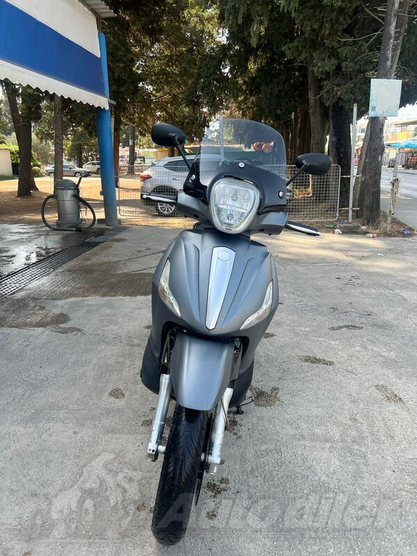 Piaggio - beverly