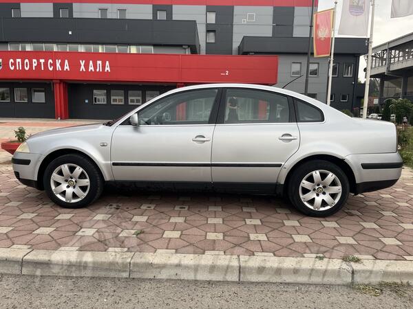 Volkswagen - Passat - 1.9