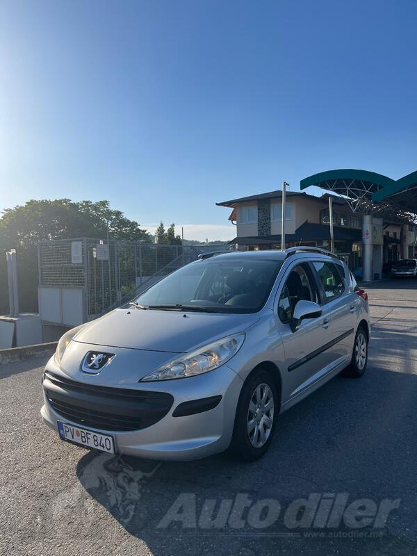 Peugeot - 207 - 1.4i