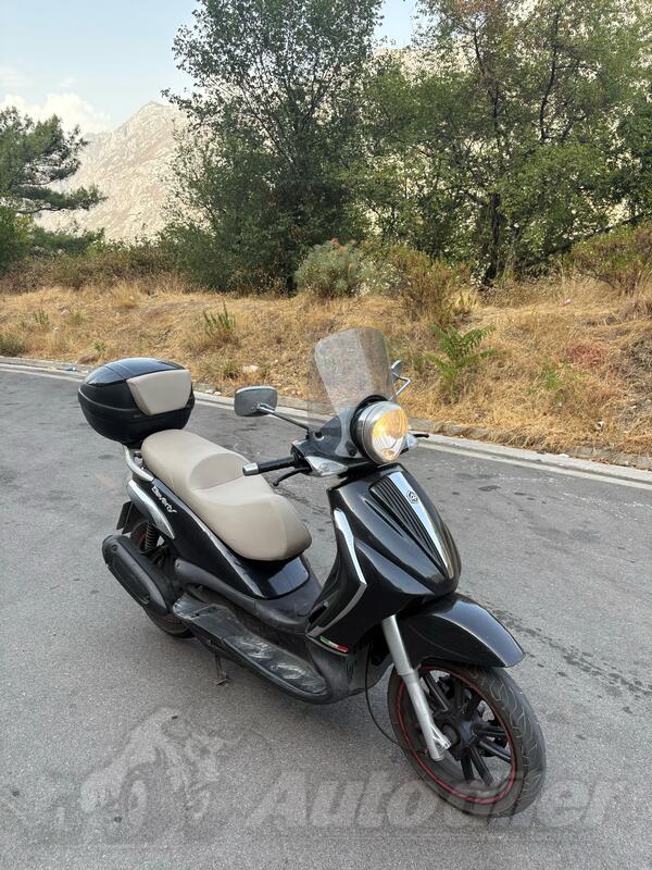 Piaggio - beverly