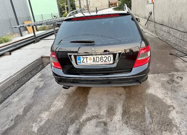 Mercedes Benz - C 220 - 220