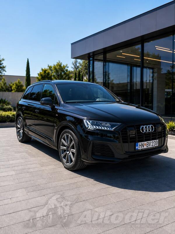 Audi - Q7 - 55 TFSIe 3x S line