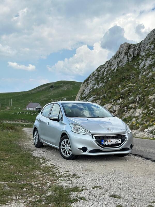 Peugeot - 208 - 1.4 hdi