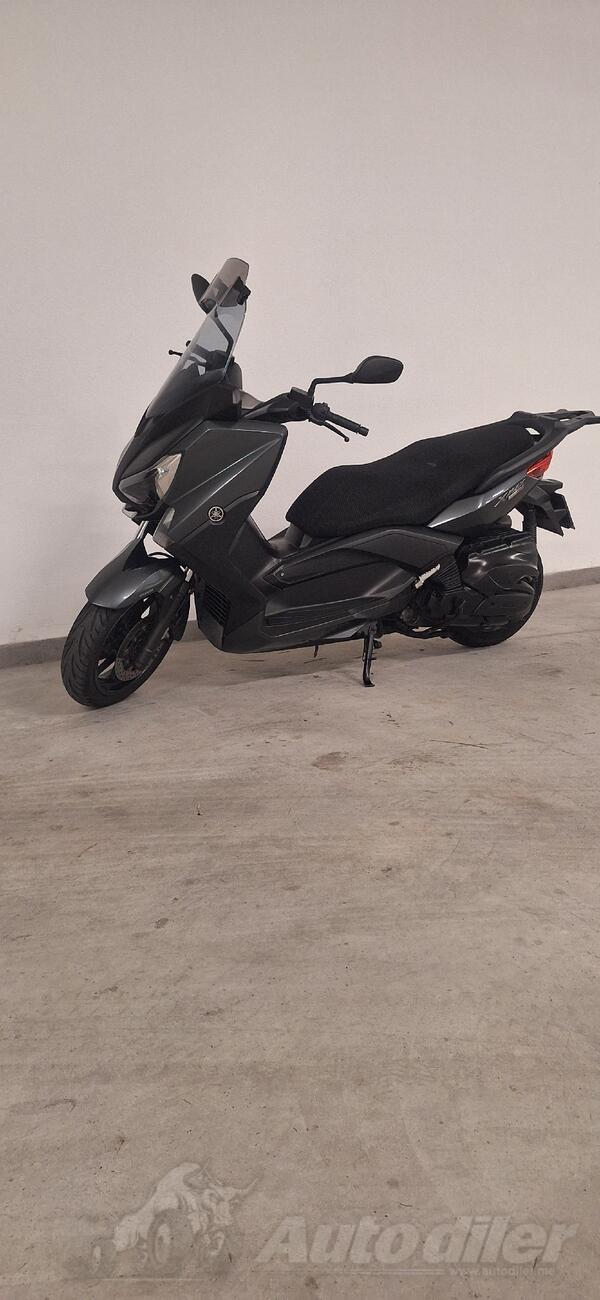 Yamaha - X MAX400