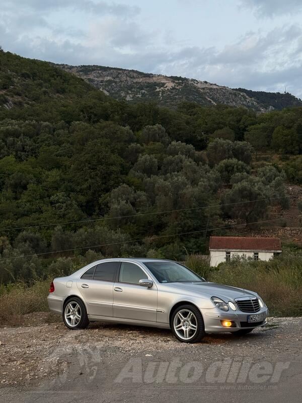 Mercedes Benz - E 320 - 3.2