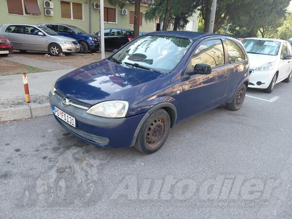 Opel - Corsa - 1.0