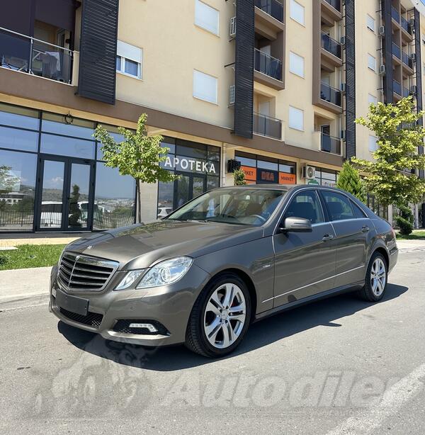 Mercedes Benz - E 220 - Avantgarde