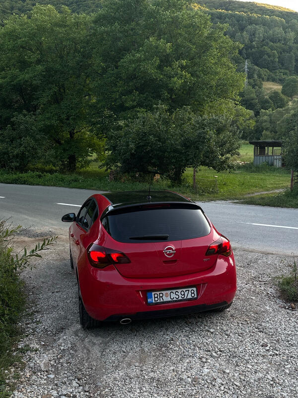 Opel - Astra - 2.0CDTI