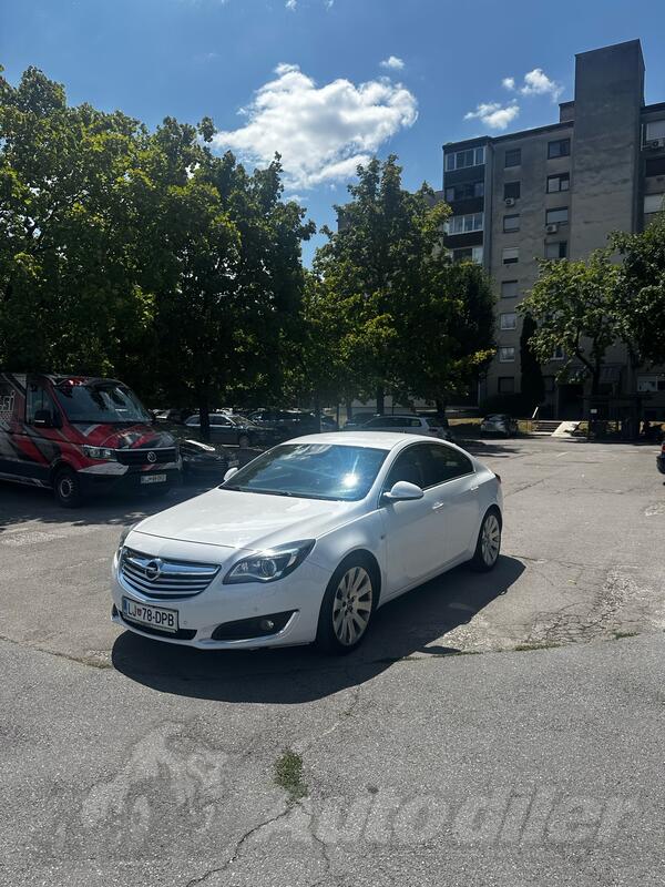 Opel - Insignia - 2.0