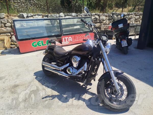 Kawasaki - VN 900