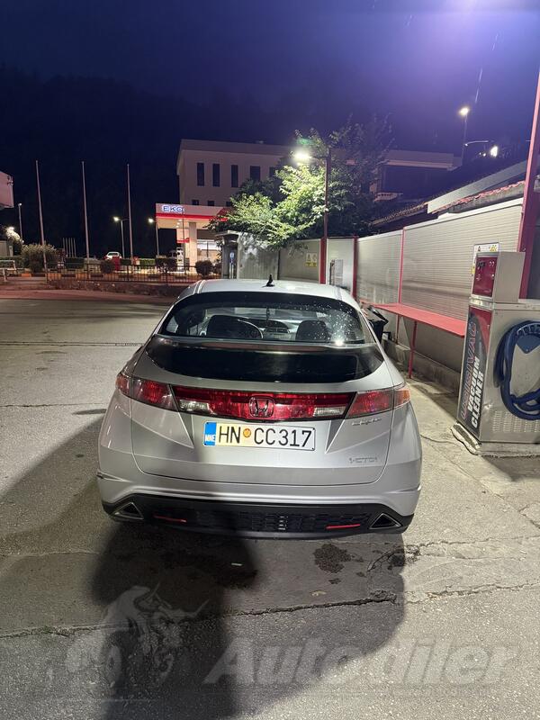 Honda - Civic - 2.2 icdti