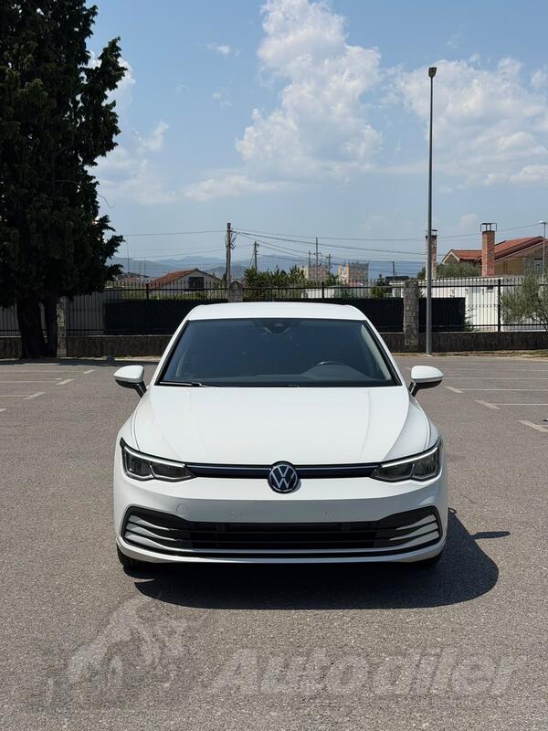 Volkswagen - Golf 8 - 2.0Tdi