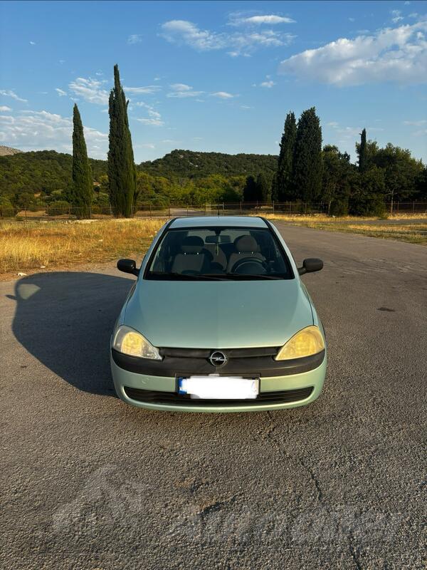 Opel - Corsa - 1.0 12V