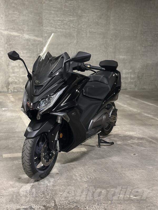 Kymco - Ak 550