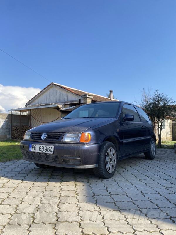 Volkswagen - Polo - 1.1B