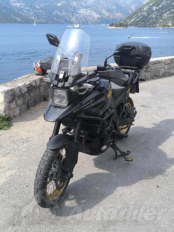 Suzuki - v strom 1050 xt
