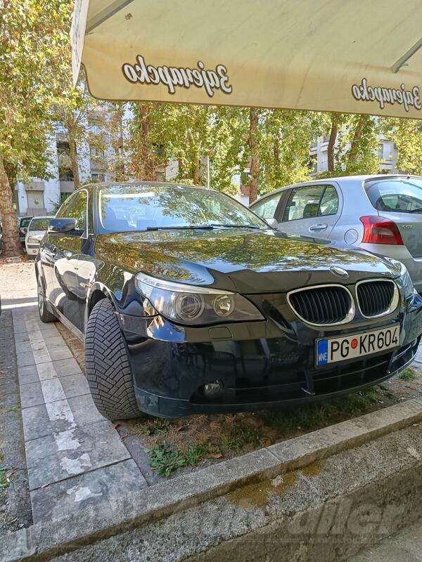 BMW - 520