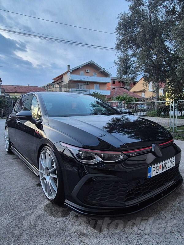 Volkswagen - Golf GTI - GTI