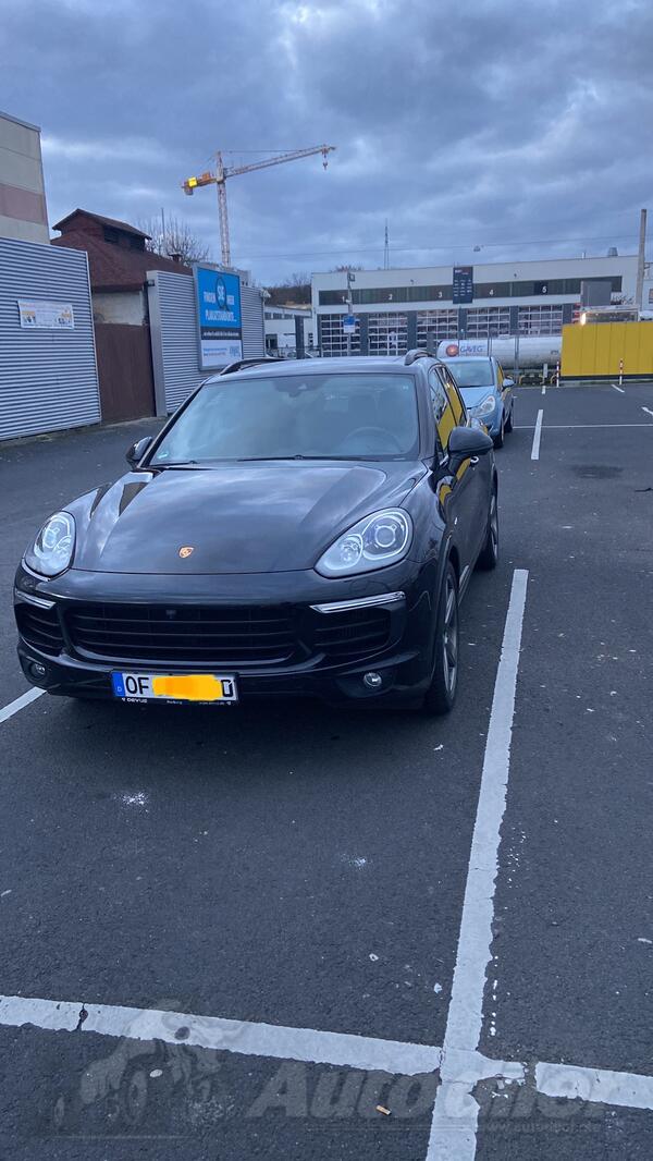 Porsche - Cayenne