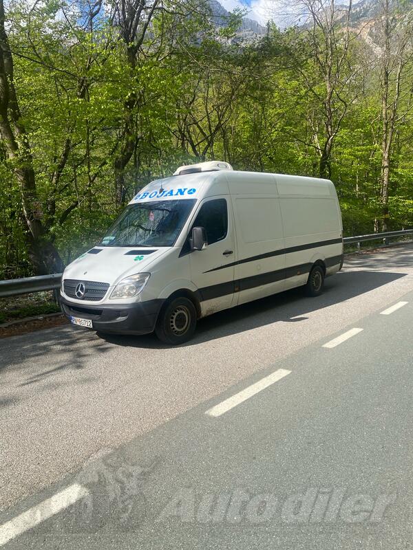 Mercedes Benz - Sprinter