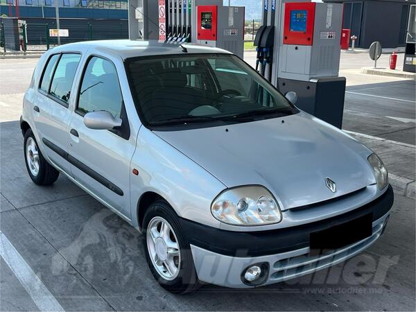 Renault - Clio - 1.2 BENZIN 16V