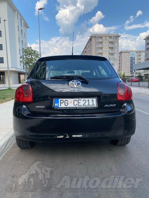 Toyota - Auris - 2.0 diesel