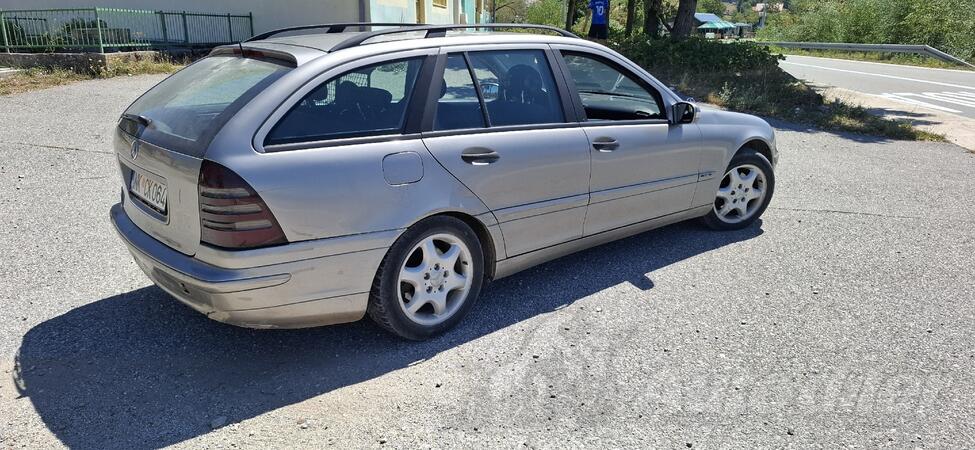 Mercedes Benz - C 220 - CDi